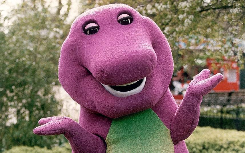 Terkuak, Inilah Pria Dibalik Karakter Barney Si Dino Lucu