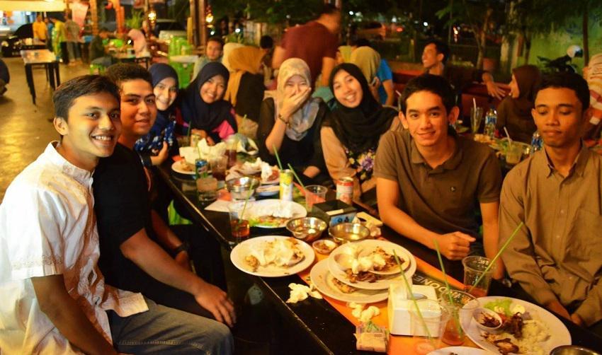 Suka Duka yang Pasti Dialami Oleh Anak Kost
