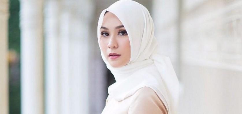 Simpel nan Modis, Ini 10 Gaya Busana Artis untuk Hari Lebaran