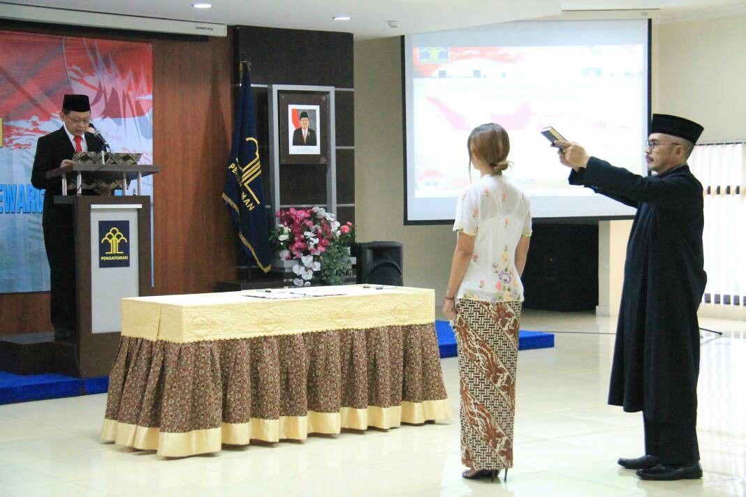 Putri Menteri Susi Pudjiastuti Kini Resmi Menjadi WNI