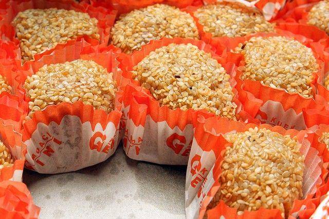 Kue Moaci