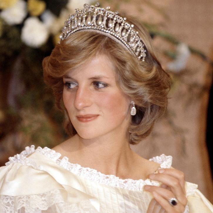 9 Outfit Bukti Lady Diana Masih Patut Dijadikan Ikon Style Abad 21