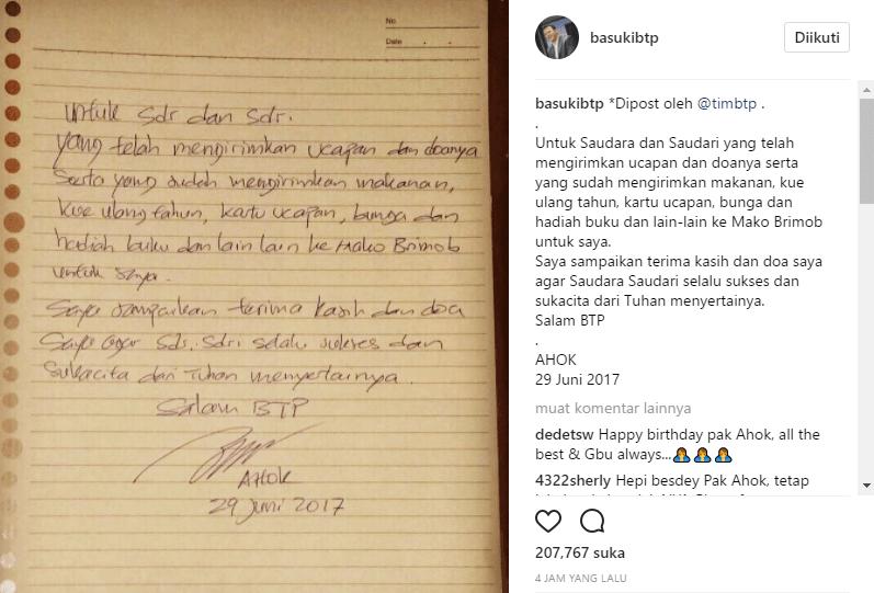 Ucapan Haru Ahok Saat Menerima Hadiah di Mako Brimob