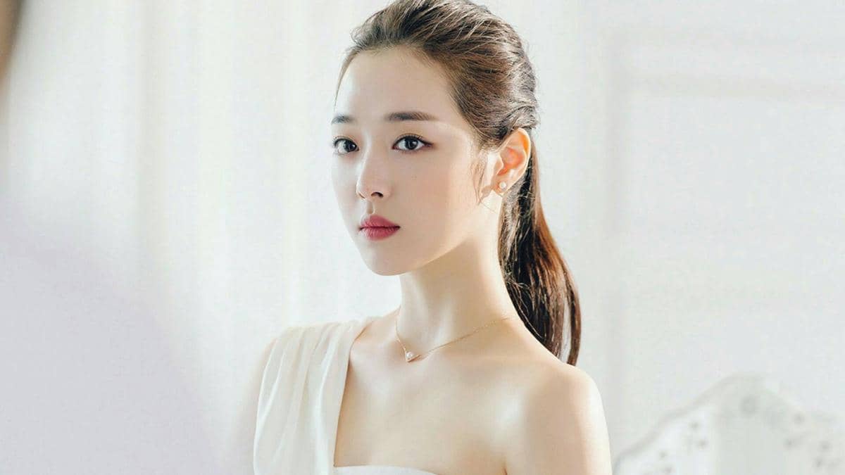 7 Alasan Kenapa Sulli Eks f(x) Harus Balik ke SM Entertainment