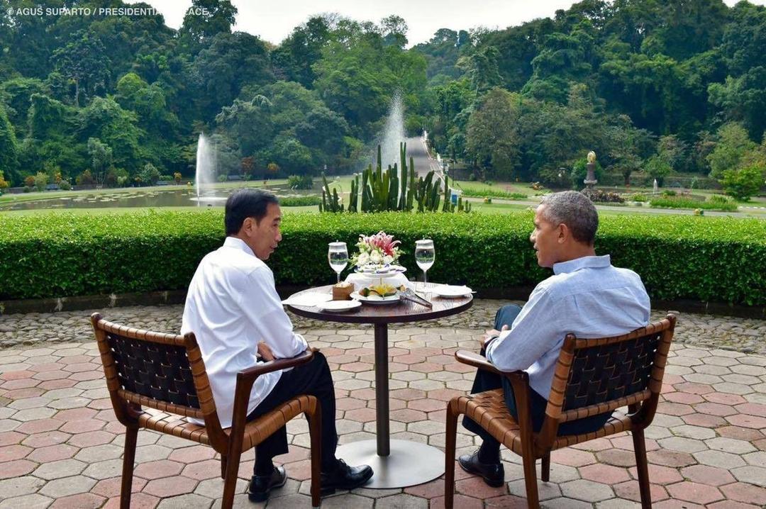 Nongkrong Cantik dan Ucapan Perpisahan Jokowi ke Obama