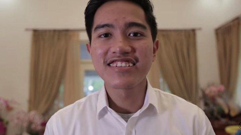 Aksi Kaesang Bikin Vlog dan Merekam Obama di Istana Bogor