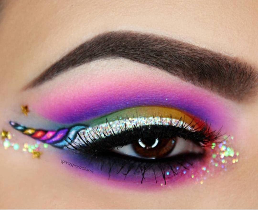 Unik, Eyeliner Berbentuk Tanduk Unicorn Viral di Instagram