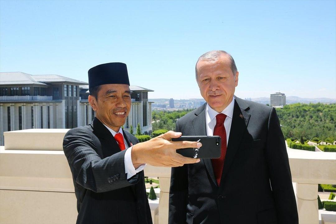 Pak Jokowi Nge-Vlog Bareng Erdogan, Ini Pesan Erdogan untuk Indonesia