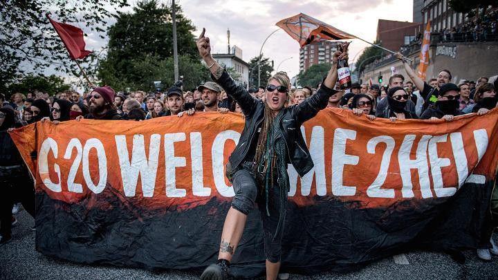 FOTO: Potret Lain G20, Protes Massa Anti-G20