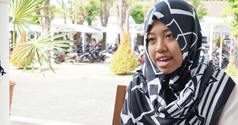 Afi Nihaya Curhat Live di Facebook dan Diduga Plagiat