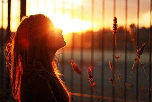 Orang Introvert Ternyata Bikin Kita Nyaman, Ini 7 Buktinya