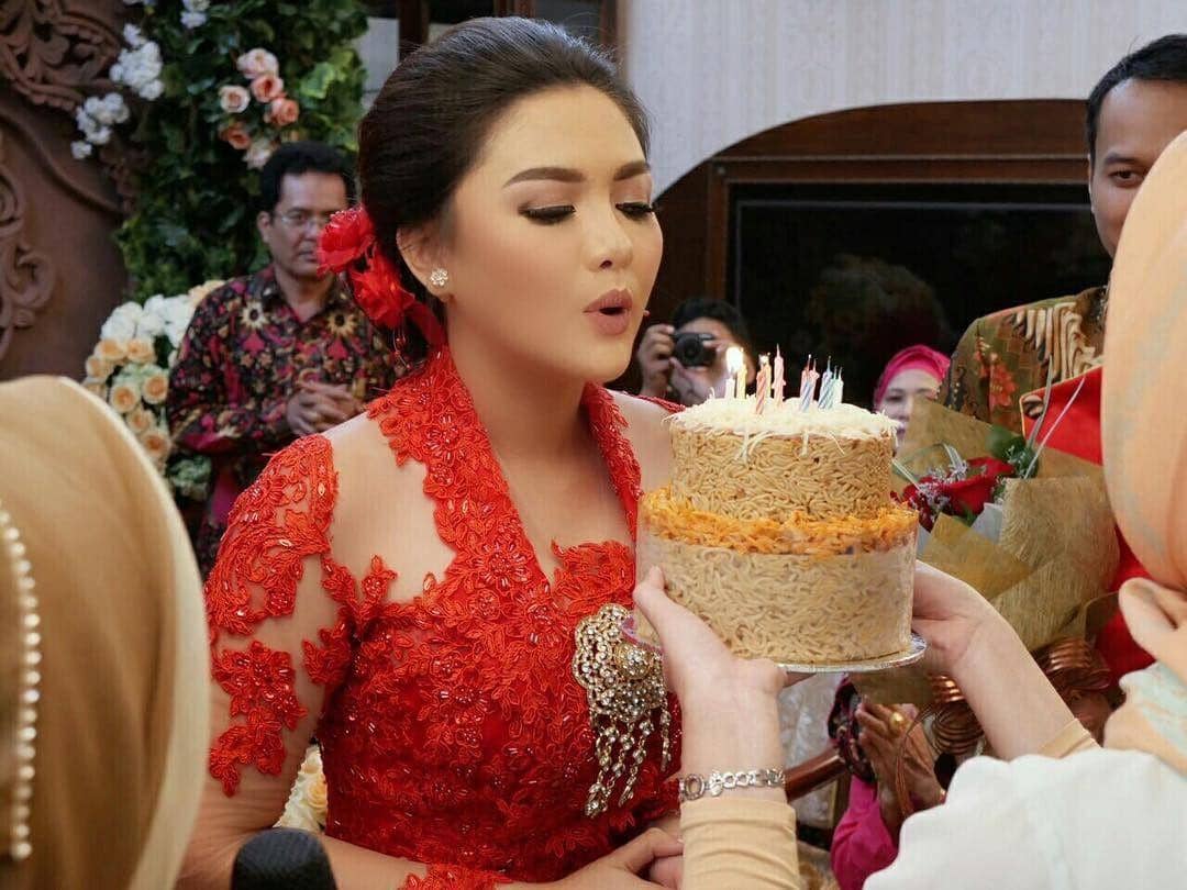 instagram.com/vickyshu