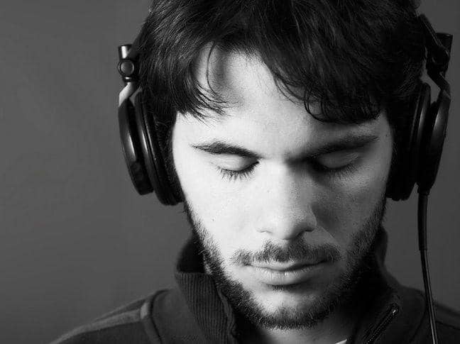 5 Lagu Paling Romantis Sepanjang Masa. Setuju, Kan?