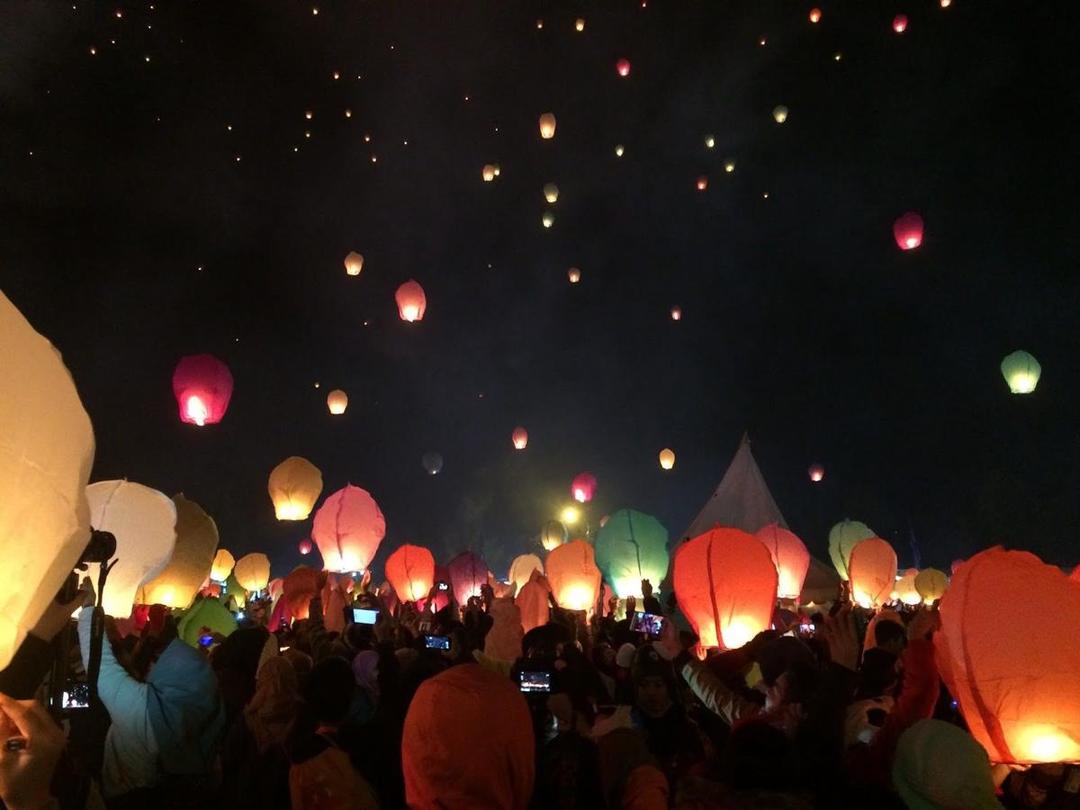 Tak Perlu ke Eropa, Nonton Festival Romantis Dieng Culture Saja