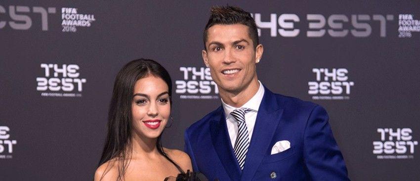 Perut Georgina Terlihat Besar, Ronaldo Akui Tengah Hamil