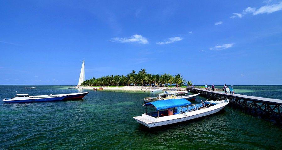 Asyiknya Liburan di Pantai Beras Basah Bontang