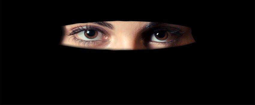 4 Hal yang Harus Kamu Tahu Soal Perempuan Bercadar