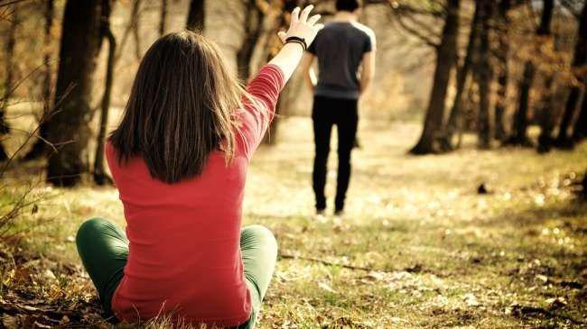 Ketika Putus Cinta Karena Keluarga Si Dia Tidak Menyetujui, Harus Bagaimana?