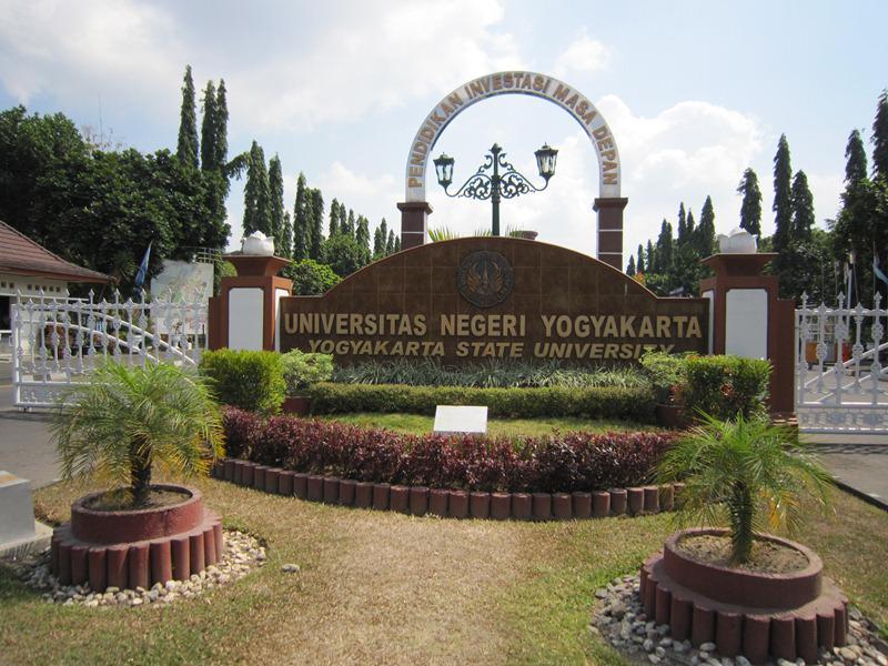 5 Alasan Anti Mainstream Agar Kamu Bersyukur Telah Diterima di Kampus UNY
