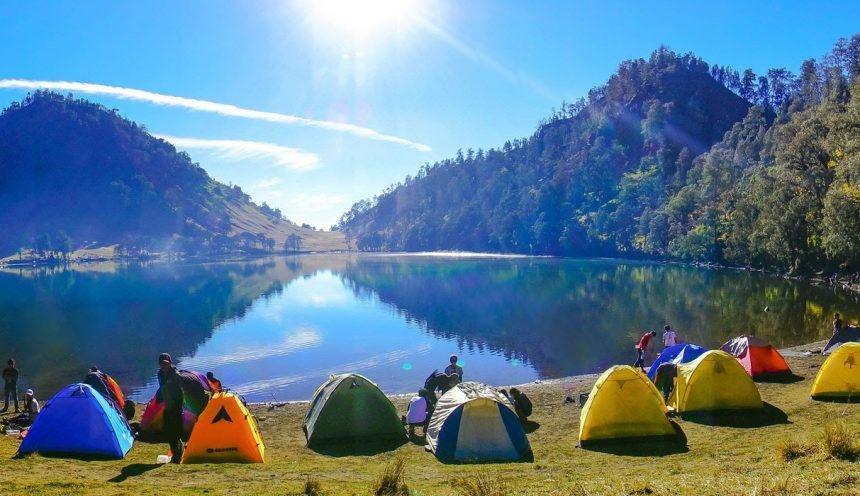 8 Tempat Wisata Alam yang Wajib Kamu Kunjungi di Jawa Timur. Rugi Kalau Enggak Disamperin!