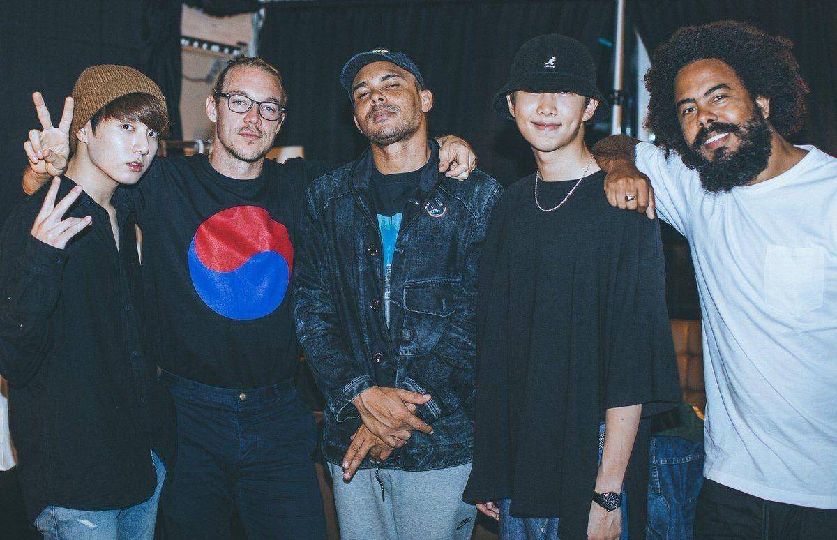 Twitter : @MAJORLAZER