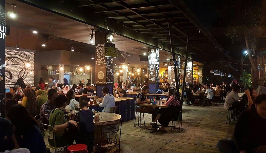 12 Rekomendasi Tempat Nongkrong Seru di Bekasi dengan Live Music