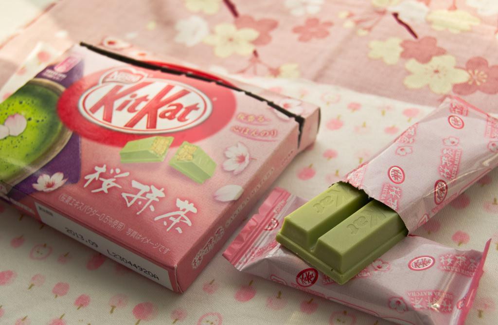 30 Varian KitKat Ini Gak Ada di Indonesia, Ada Rasa Cabai Lho!