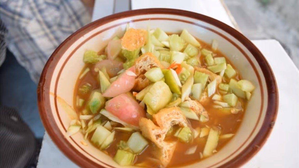 Rujak Kelang Khas Muncar Banyuwangi, Rasanya Campur-campur