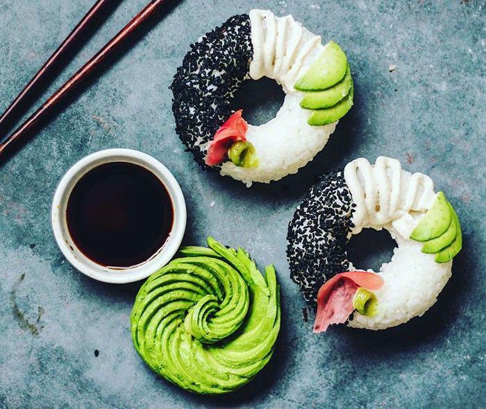 Inovasi Sushi Berbentuk Donat, Pernah Mencobanya?