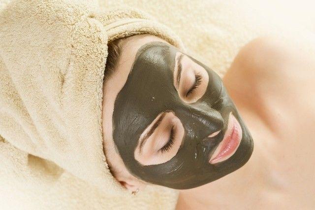Jerawat dan Komedo yang Membandel Bisa Hilang dengan 5 Clay Mask ini