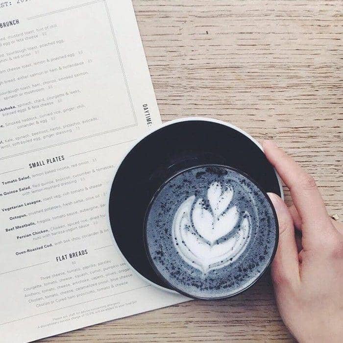 Warna Latte Ini Abu-abu, Tapi Menyehatkan, lho!