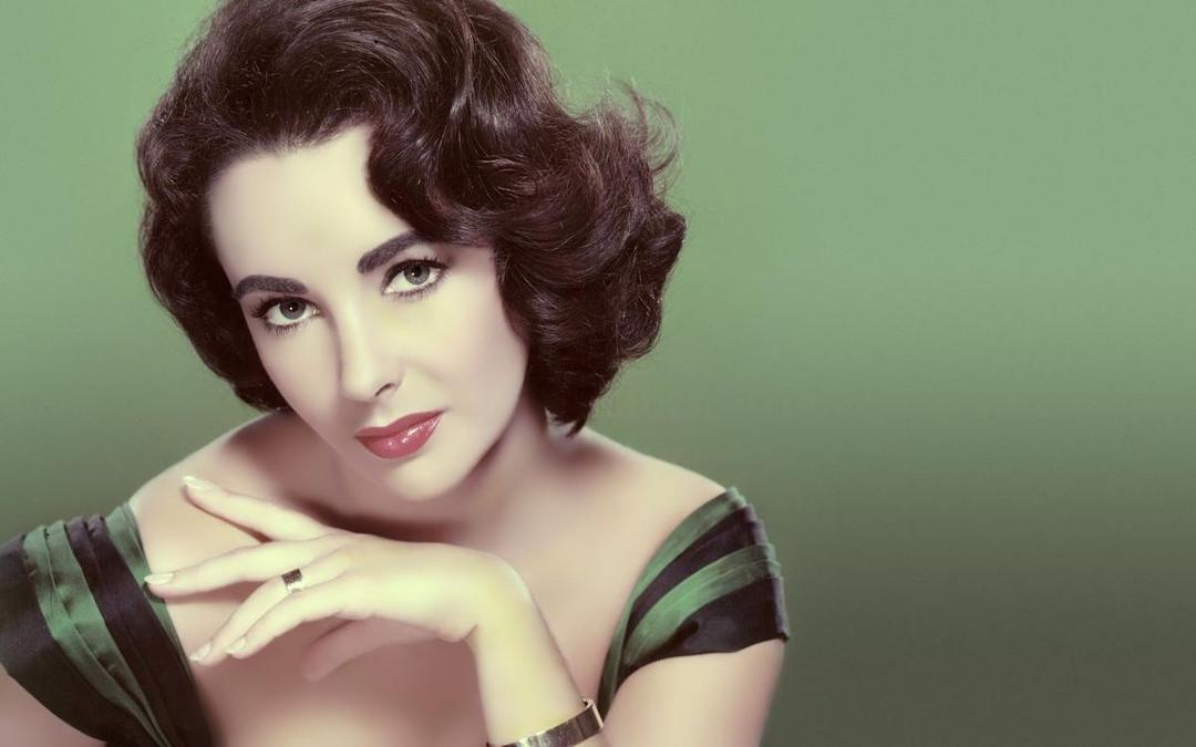 Kisah Inspiratif Elizabeth Taylor, Ikon Kecantikan Dunia yang Pemberani