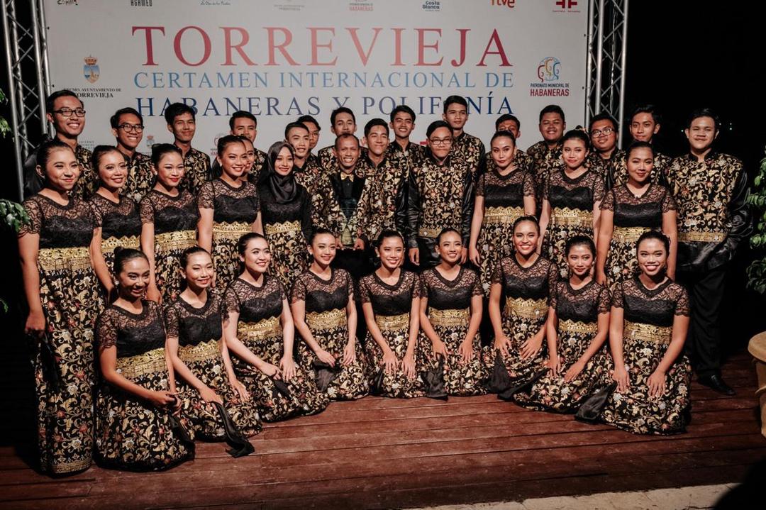 Membanggakan, Paduan Suara UNS Borong Tiga Gelar di Spanyol