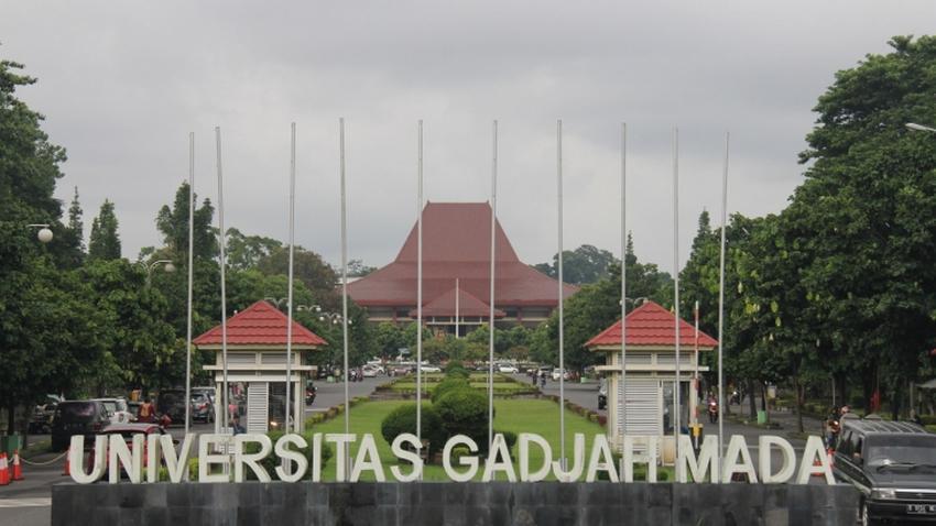 13 Mitos yang Dipercaya Mahasiswa UGM Sejak 1900
