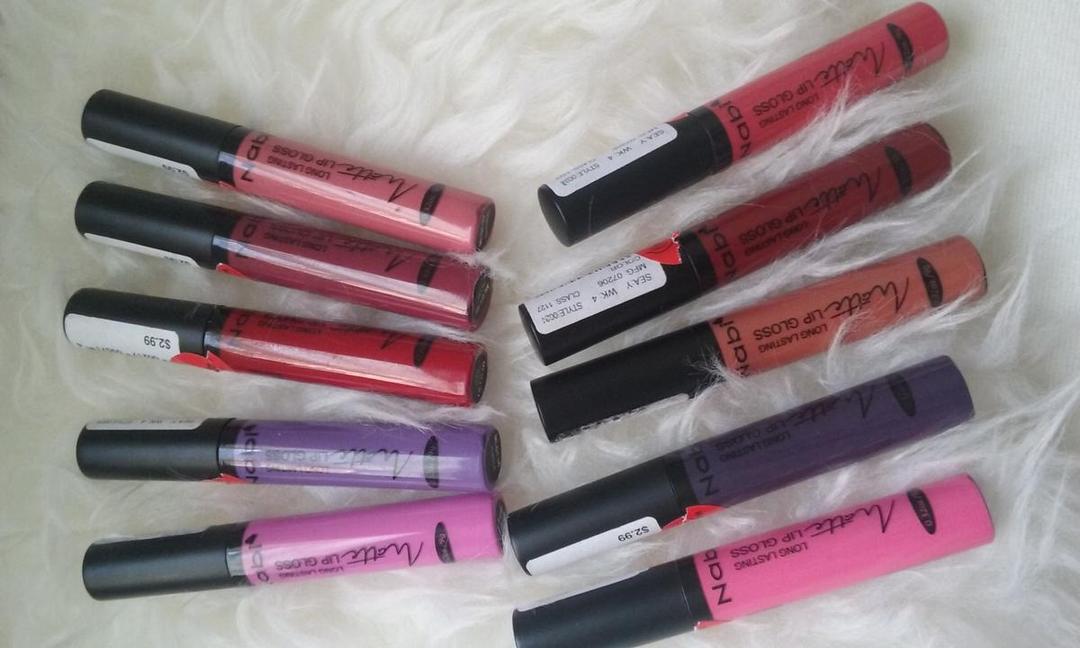 7 Lipstik Matte Harga di Bawah Rp 50 Ribu, Warnanya Cantik!