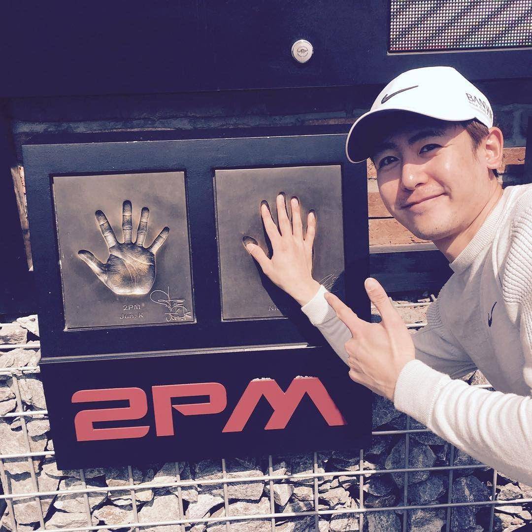 https://www.instagram.com/khunsta0624/
