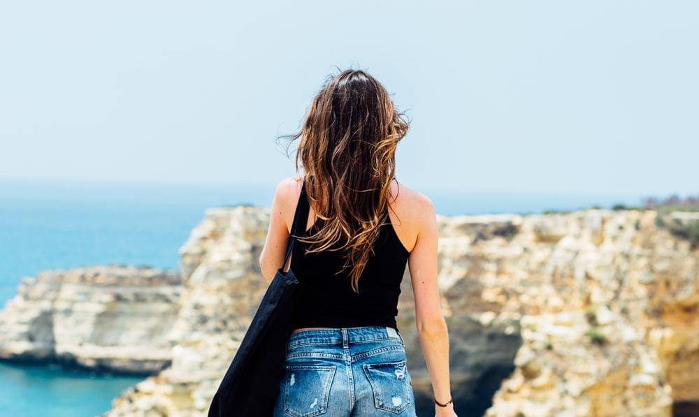 Photo by Nielsen Ramon on Unsplash