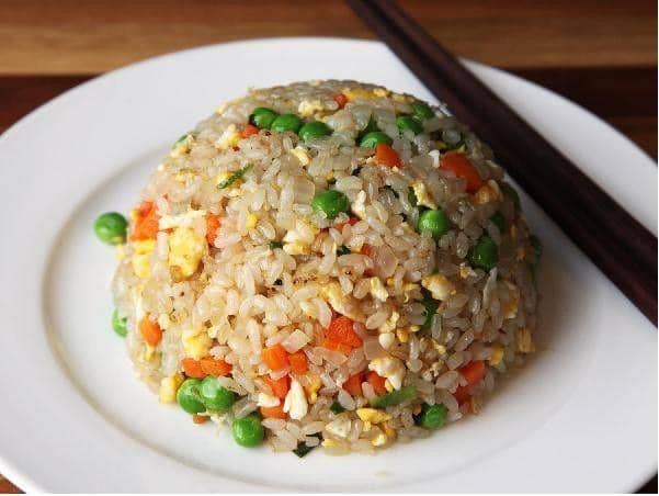 3 Variasi Nasi Goreng Asia Ini Bisa Banget Kamu Bikin di Rumah