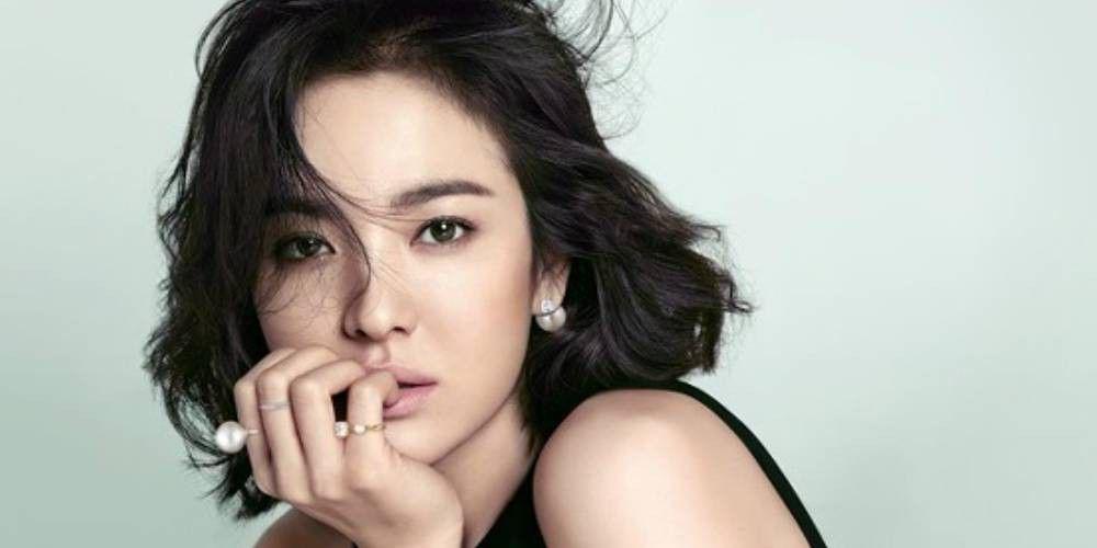 10 Gaya Rambut Song Hye Kyo yang Bisa Kamu Tiru, Cantik!
