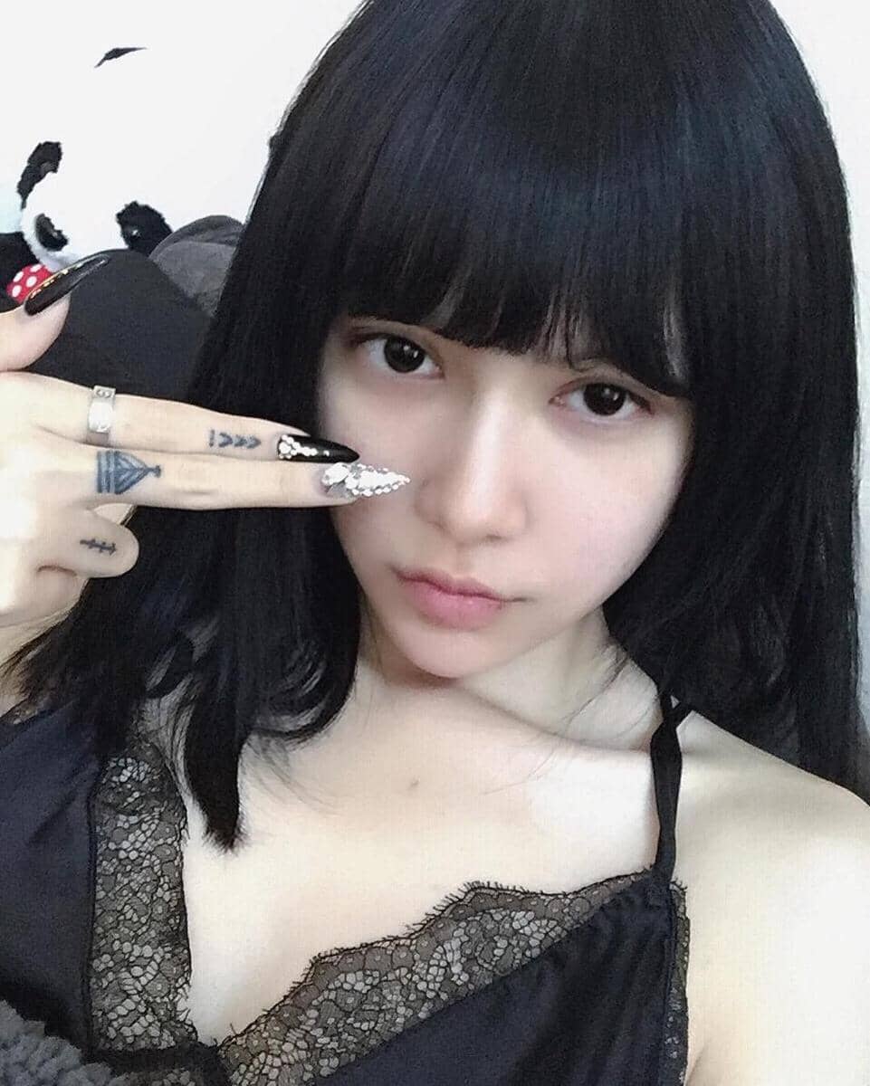 instagram/kinashen