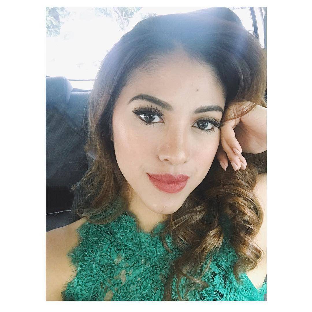 instagram.comcynthiariza