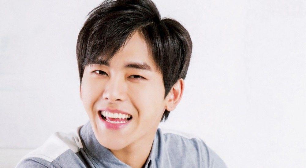 Keluar dari INFINITE, Ini 10 Fakta Tentang Hoya