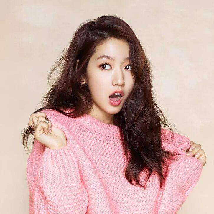 Instagram/park_shinhye