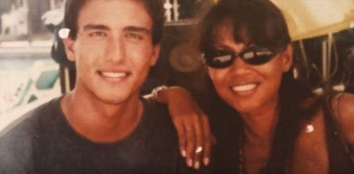 youtube.com/ Delisia Sarisha