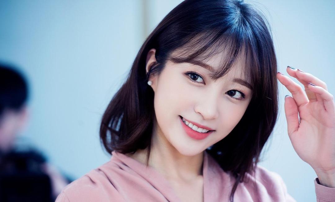 Gak Nyangka, Kelakuan Hani EXID Ini Bakal Bikin Kamu Geleng Kepala