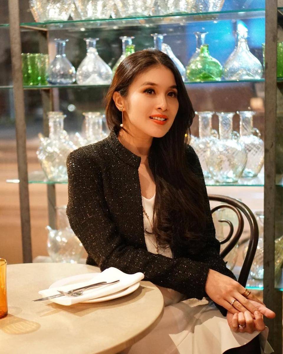 Instagram/sandradewi88