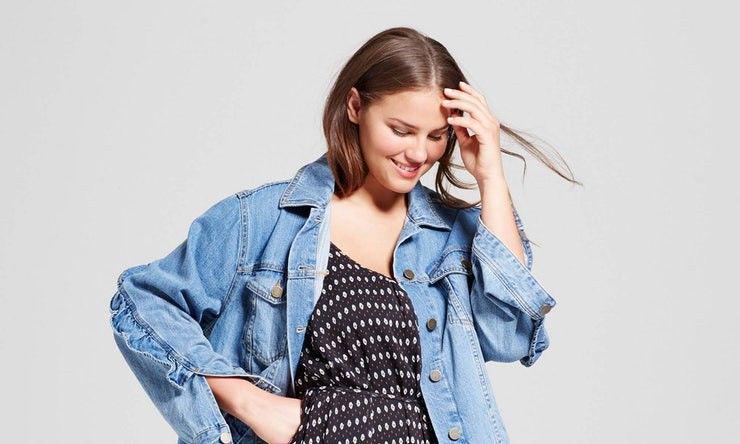 TREND FASHION: Tampil Kece Pakai 10 Jenis Jaket Denim 'Kegedean'
