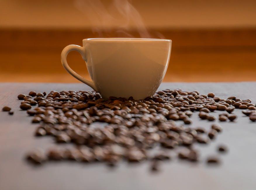 [PUISI] Kopi Tanpa Gula dan Pahitnya Hidup