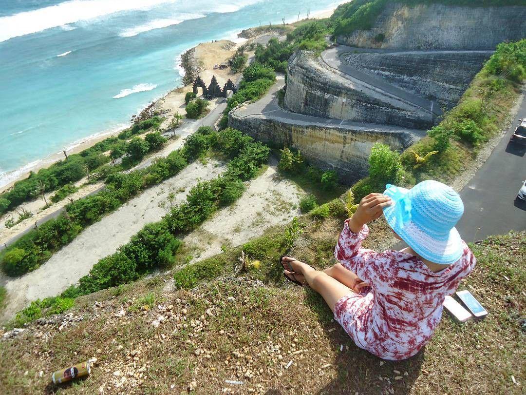8 Tebing Cantik di Indonesia Ini Pesonanya Buat Kamu Terpukau