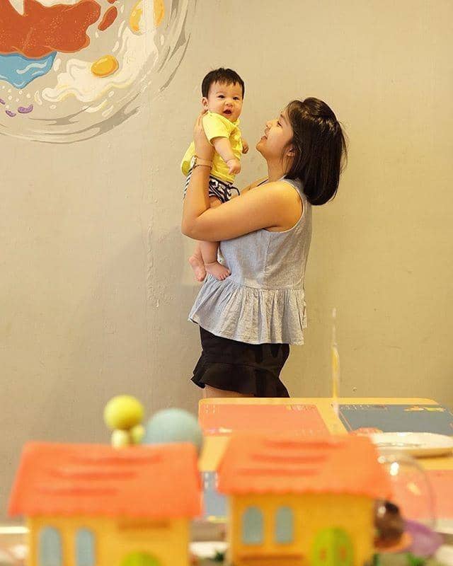 instagram.com/putrititian/